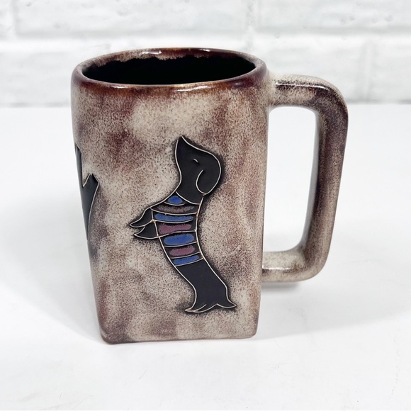 Mara Mexican Stoneware Art ~ Pottery Coffee tea mug ~ Dogs in Shirts Brown - Picture 5 of 6